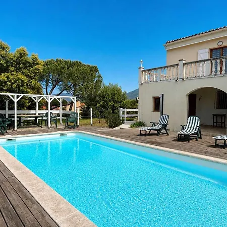 Casamea , Townhouse With Swimming Pool, 2 Bedrooms Casa vacanze *
