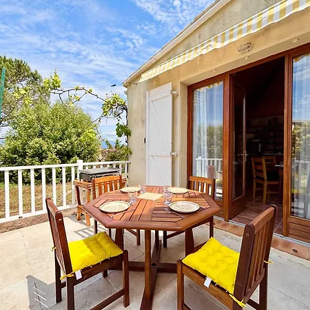 Дом отдыха Casamea , Townhouse With Swimming Pool, 2 Bedrooms